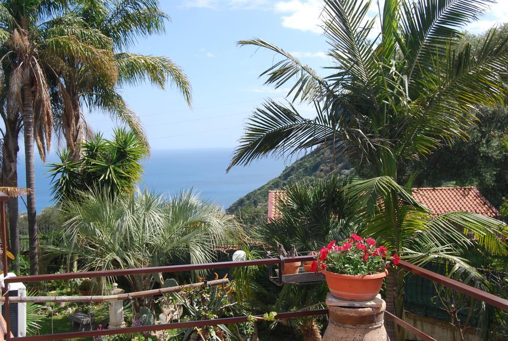 Holidaysora Taormina - Il Giardino Di Graziella Exterior foto