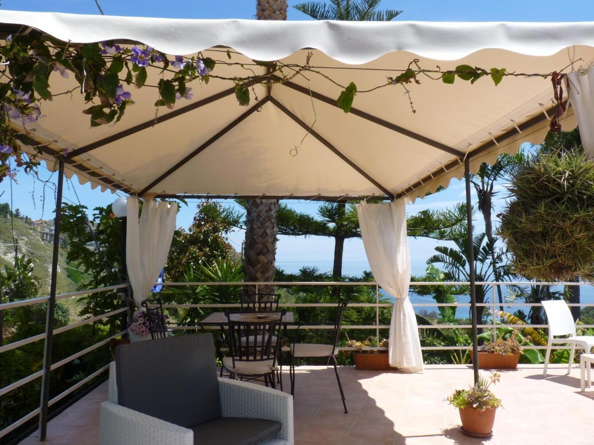 Holidaysora Taormina - Il Giardino Di Graziella Exterior foto