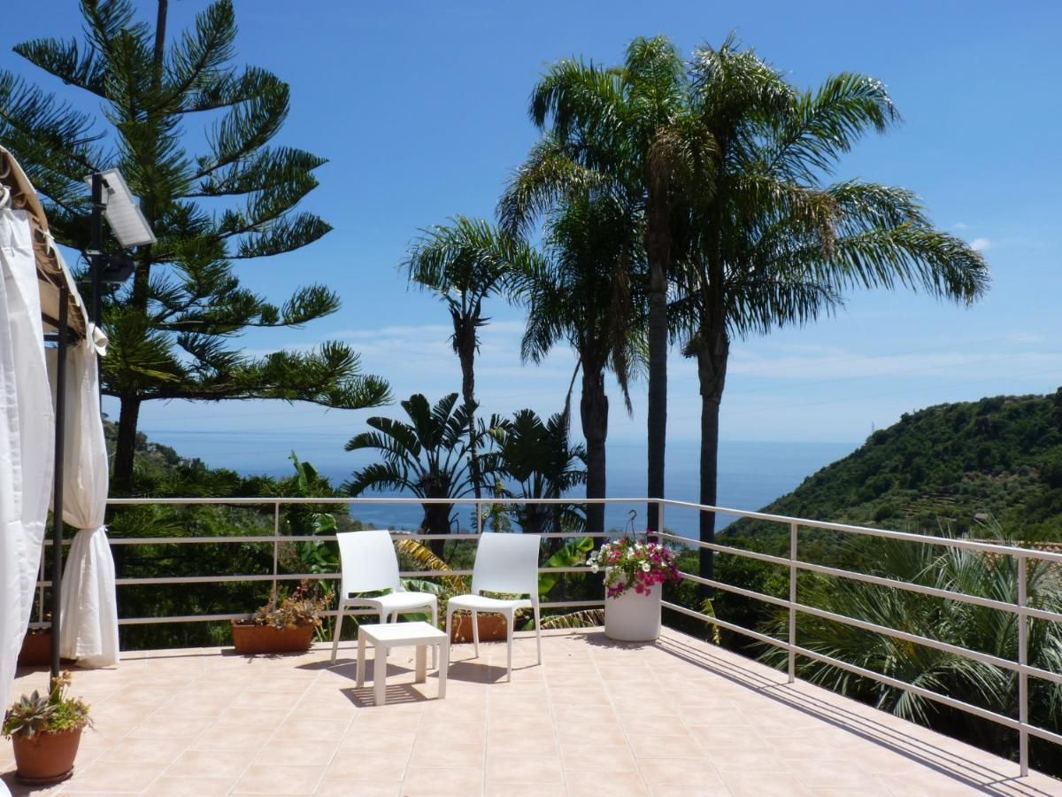 Holidaysora Taormina - Il Giardino Di Graziella Exterior foto