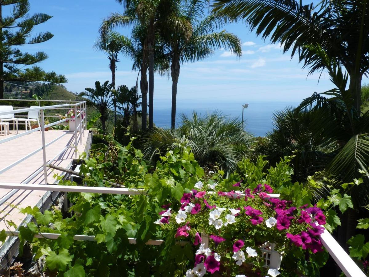 Holidaysora Taormina - Il Giardino Di Graziella Exterior foto